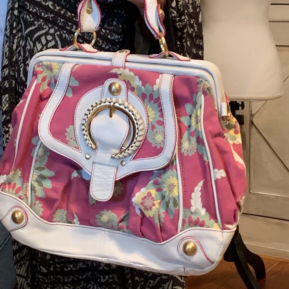 Large Hype Leather and Floral Vintage Inspired Bag